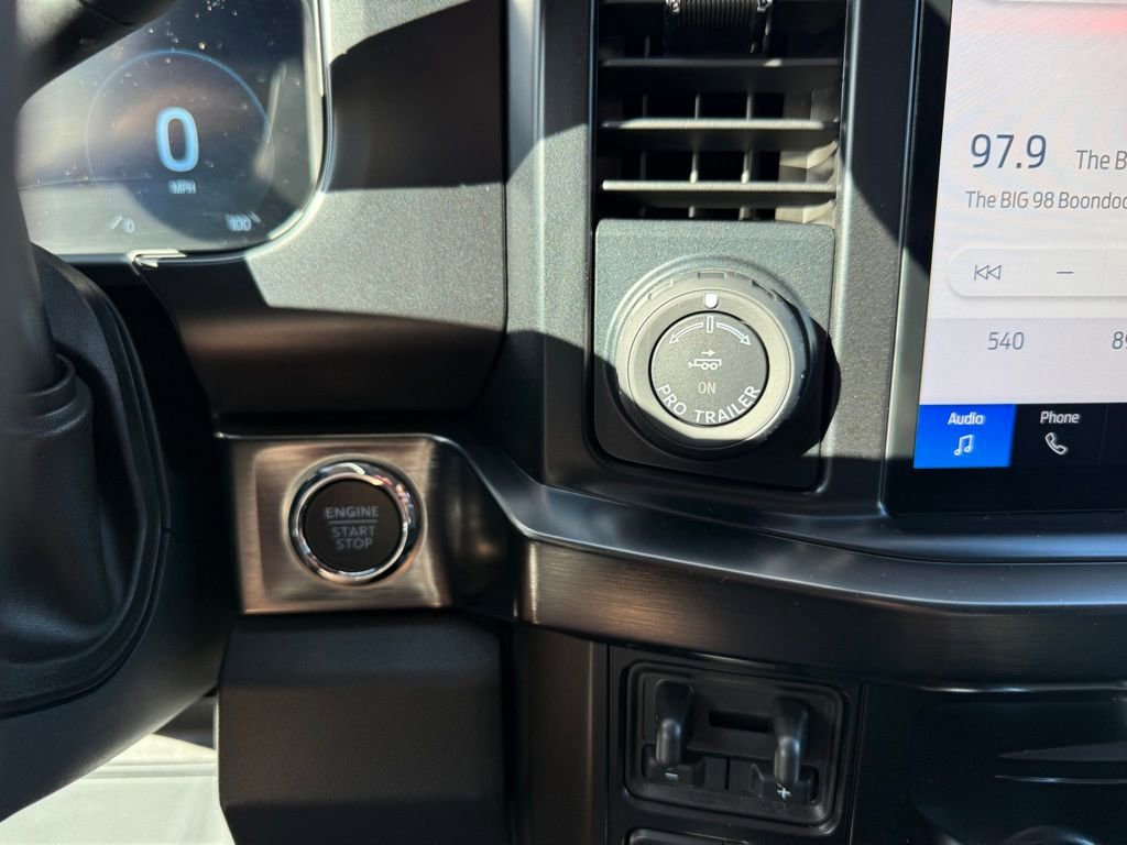 New 2026 Ford F350 Lariat w/ Black Appearance Package image 27