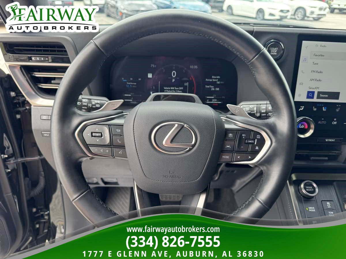 Used 2024 Lexus GX 550 w/ Accessory Package (Z1) AWD/4WD image 19