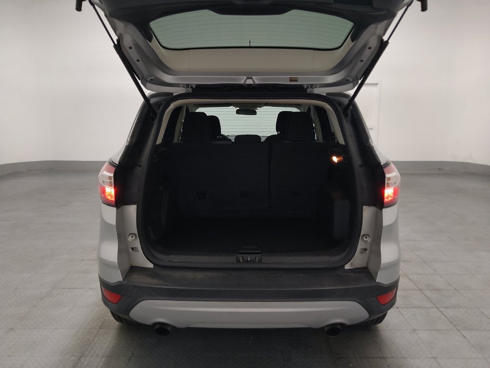 Used 2018 Ford Escape SE FWD image 29