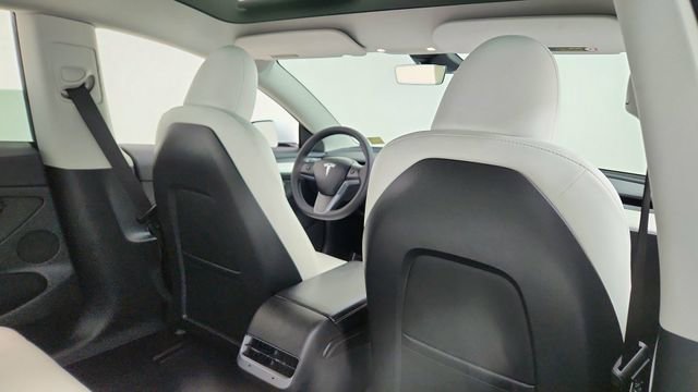 Used 2023 Tesla Model 3 Performance image 27