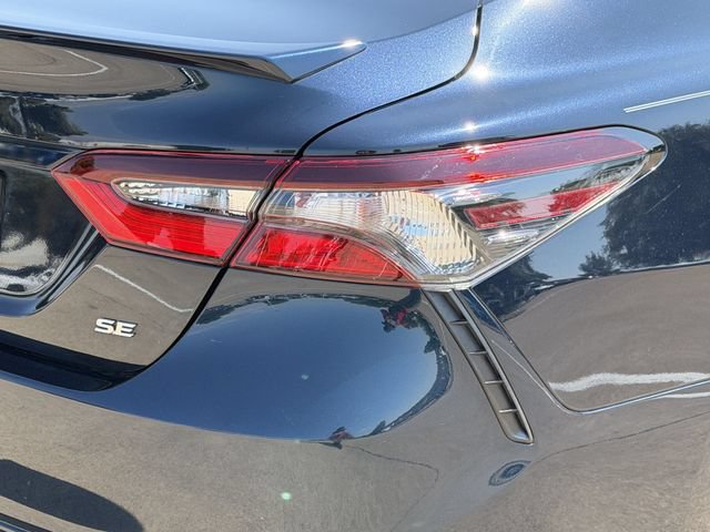 Used 2021 Toyota Camry SE FWD image 7