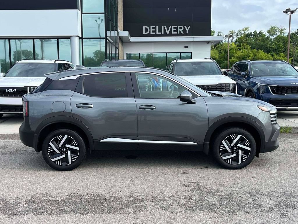 Used 2025 Nissan Kicks SV FWD image 24