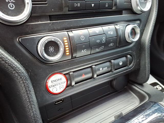 Used 2016 Ford Mustang Coupe image 28