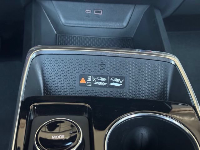 New 2026 Chevrolet Equinox ACTIV w/ Safety and Technology Package AWD/4WD image 15