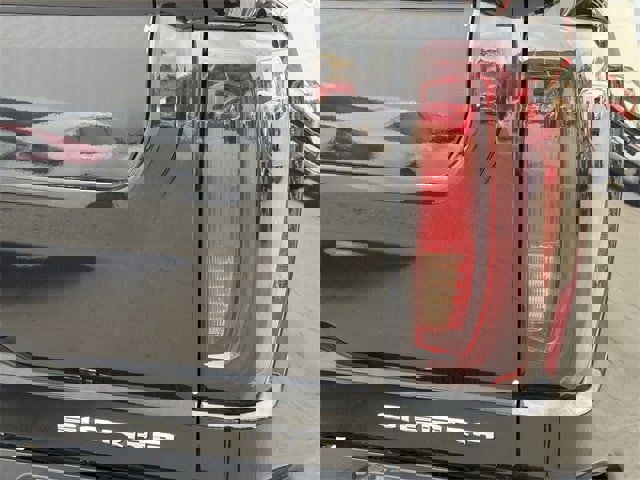 Used 2023 GMC Sierra 2500 Denali w/ Denali Black Diamond Edition image 6