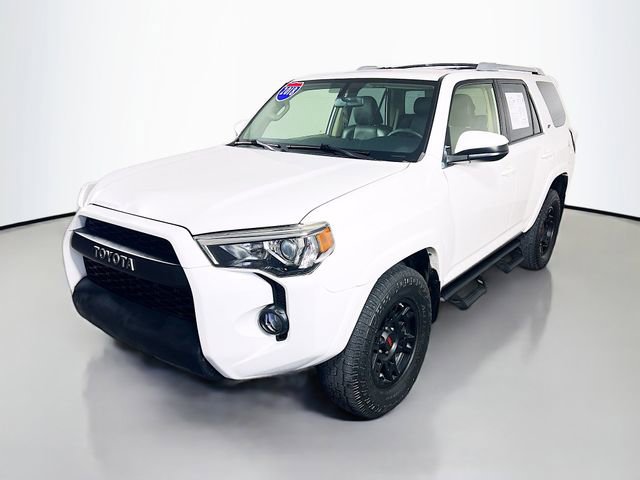 Used 2018 Toyota 4Runner SR5 image 4