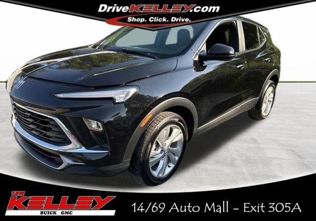 Used 2025 Buick Encore GX Preferred w/ Comfort Package AWD/4WD image 1