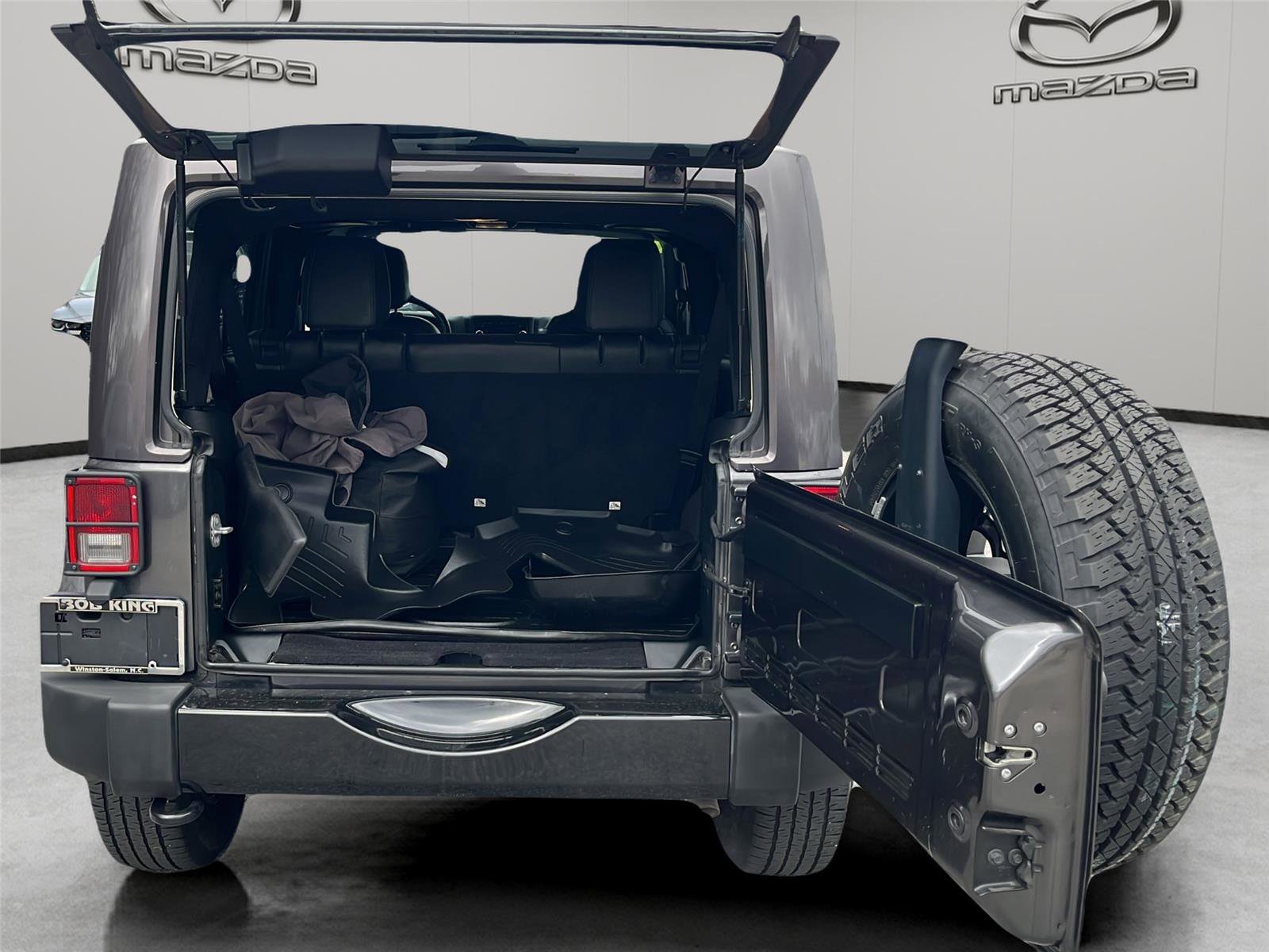 Used 2018 Jeep Wrangler Altitude image 20