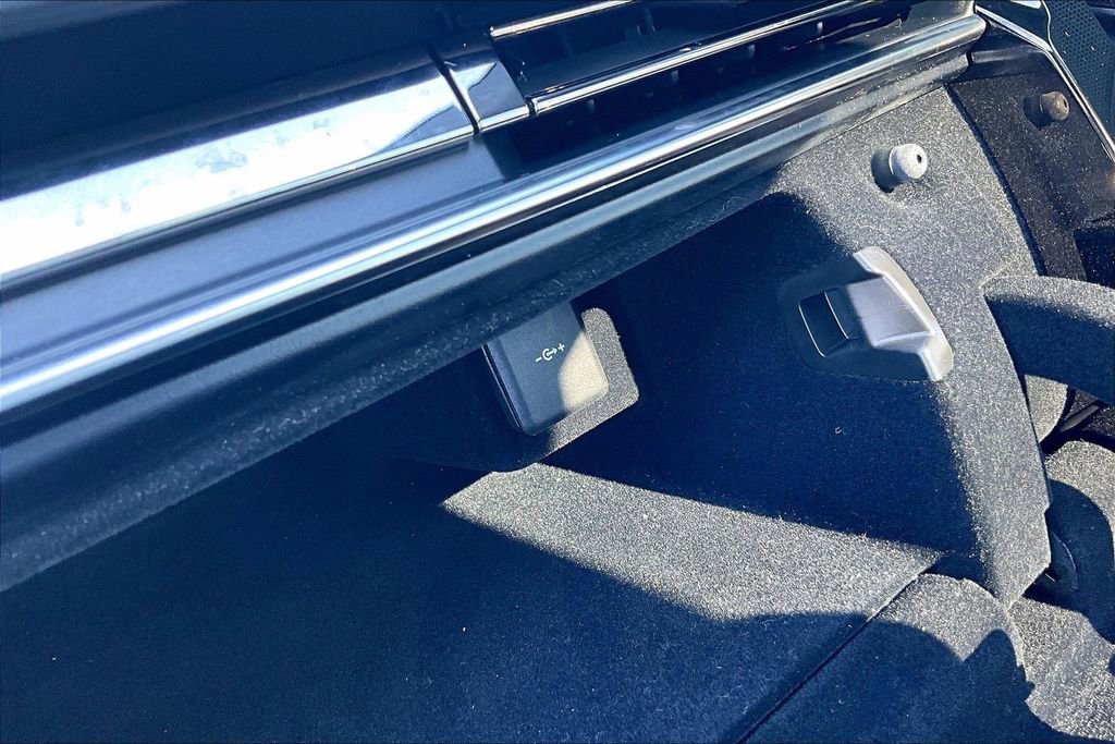 Used 2023 Land Rover Range Rover Sport SE Dynamic image 25