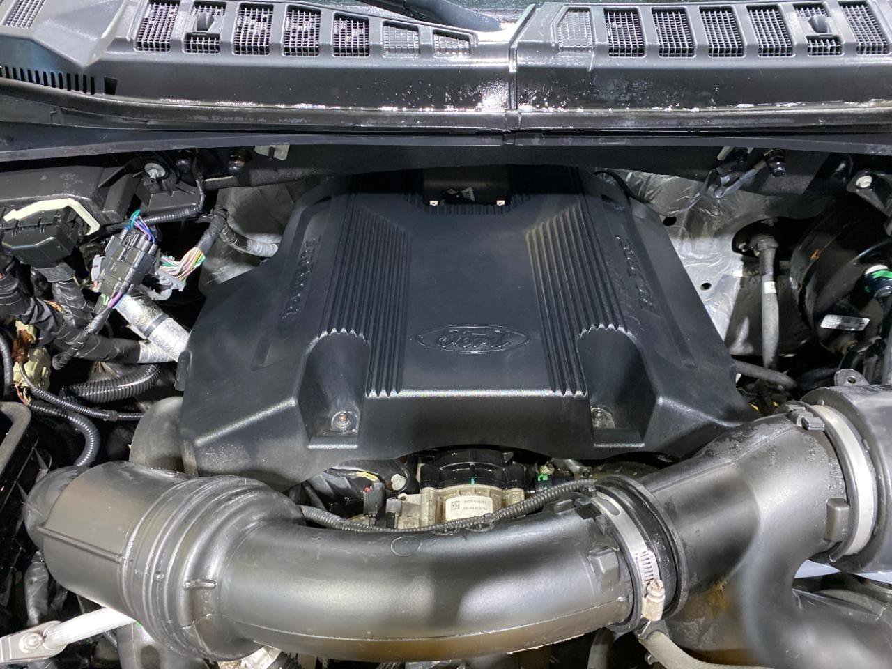 Used 2017 Ford F150 Platinum AWD/4WD image 27