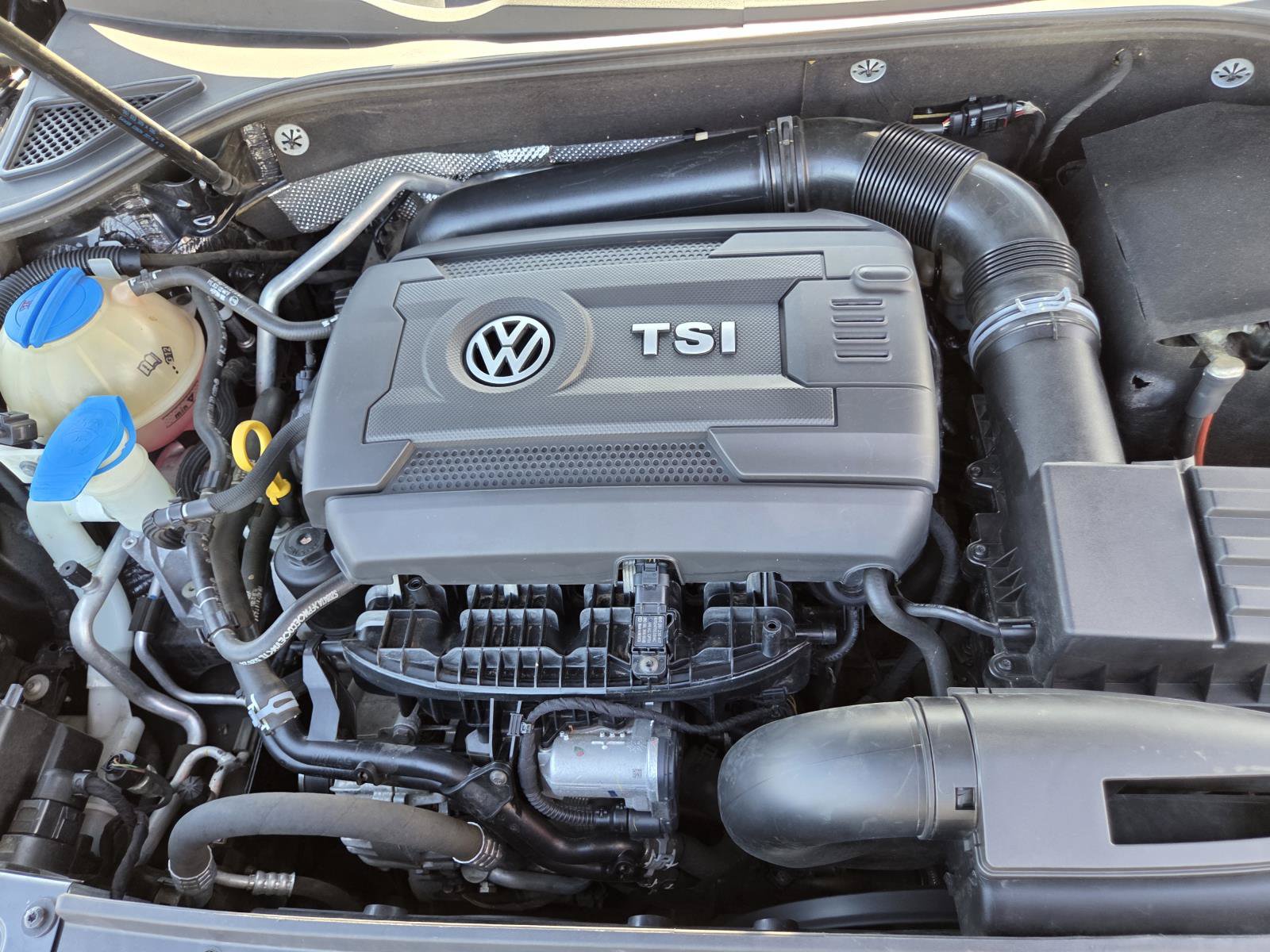 Used 2017 Volkswagen Passat 1.8T SE FWD image 22