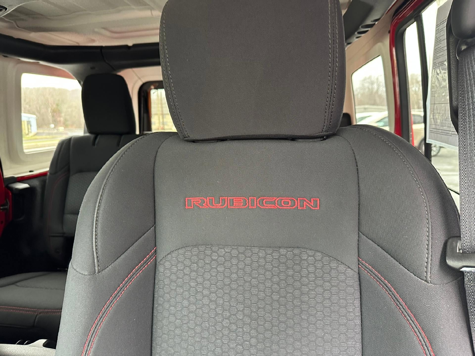 Used 2018 Jeep Wrangler Unlimited Rubicon image 16
