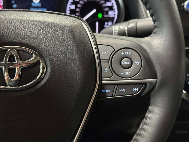 Used 2022 Toyota Camry XLE w/ Navigation Package image 18