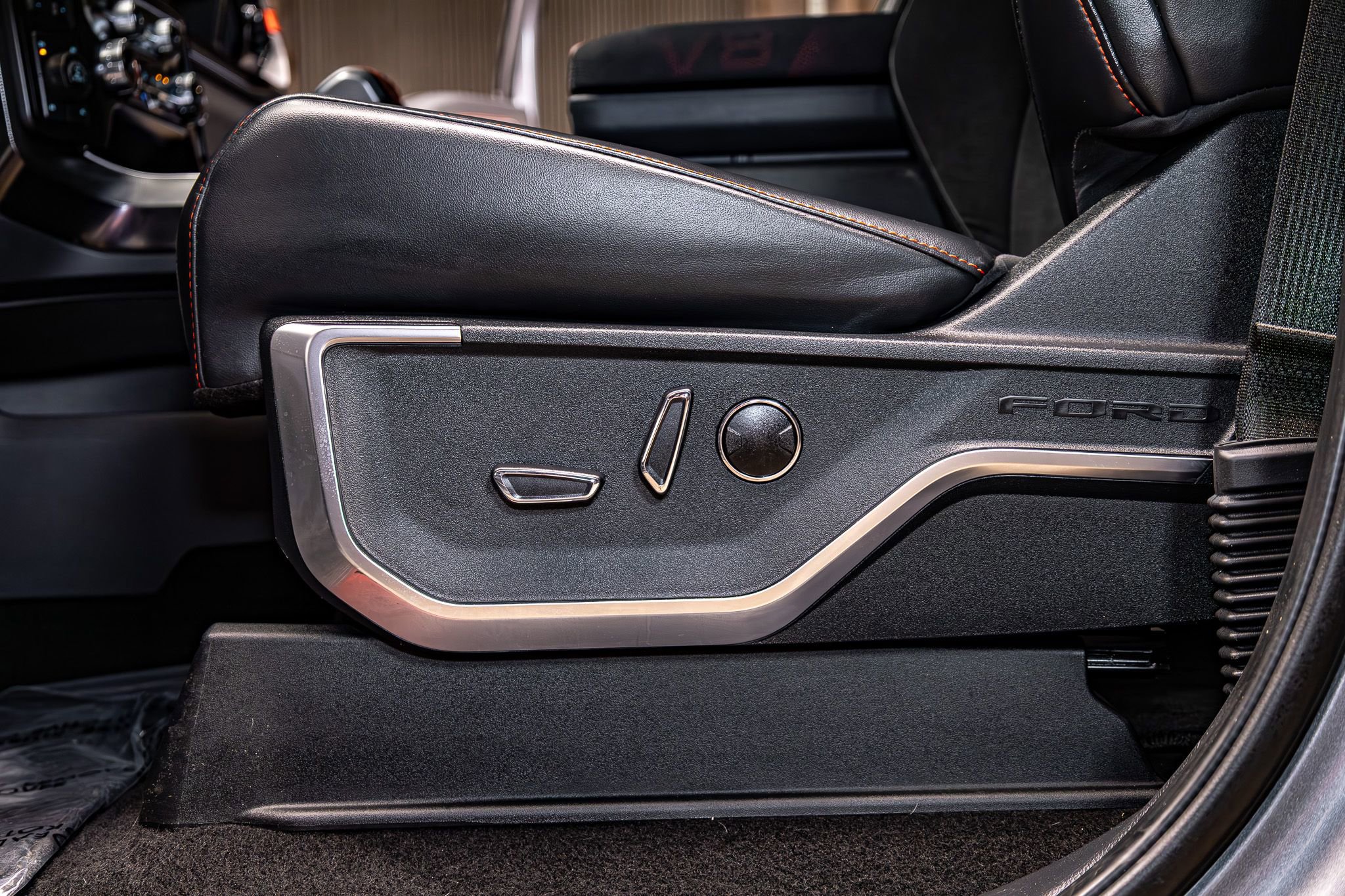 Used 2024 Ford F150 Raptor w/ Equipment Group 803A Raptor R image 21