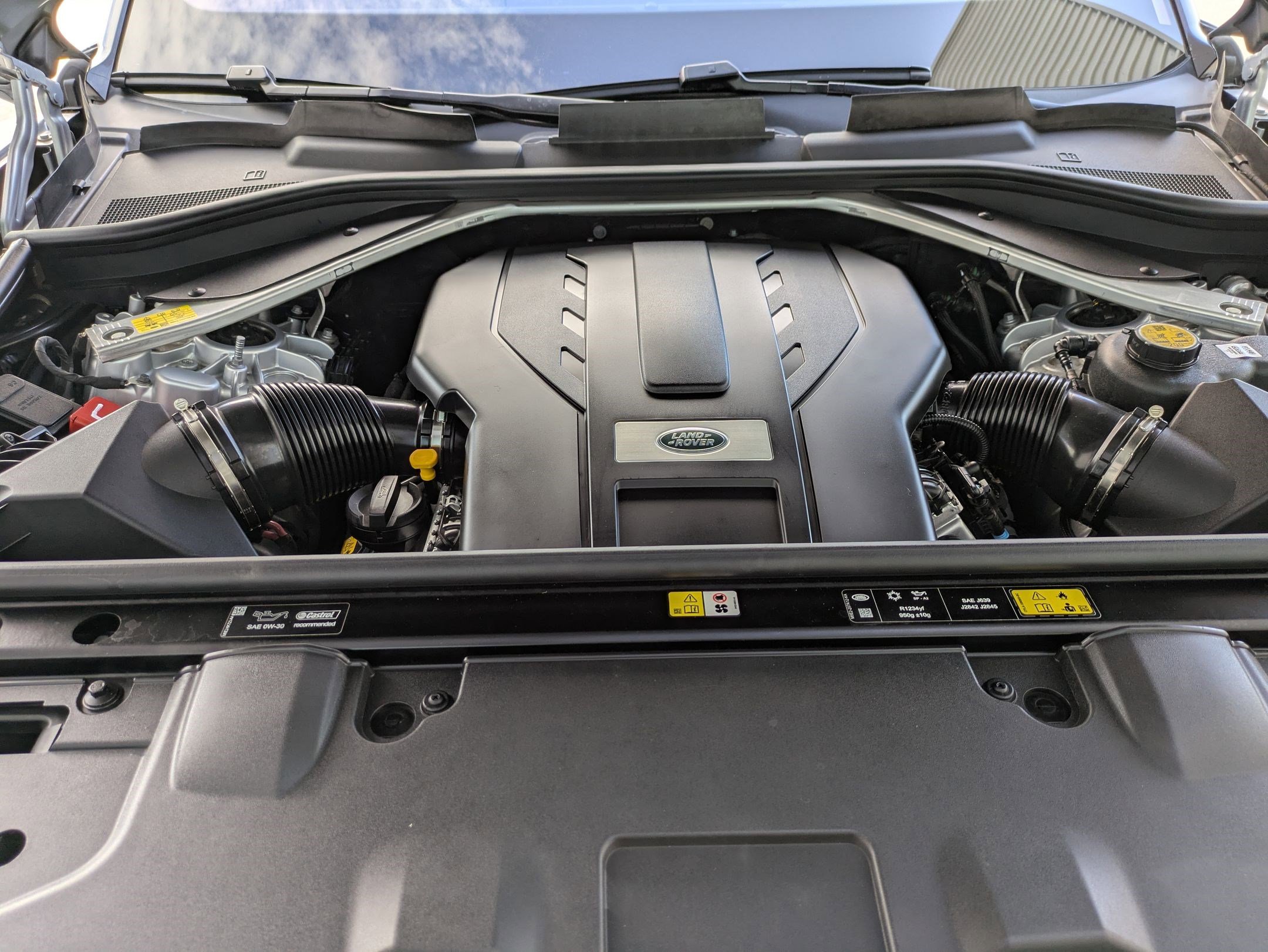 Certified 2023 Land Rover Range Rover SE image 33