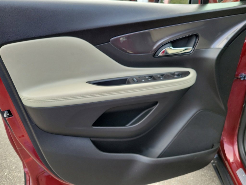 Certified 2022 Buick Encore Preferred w/ Safety Package image 16