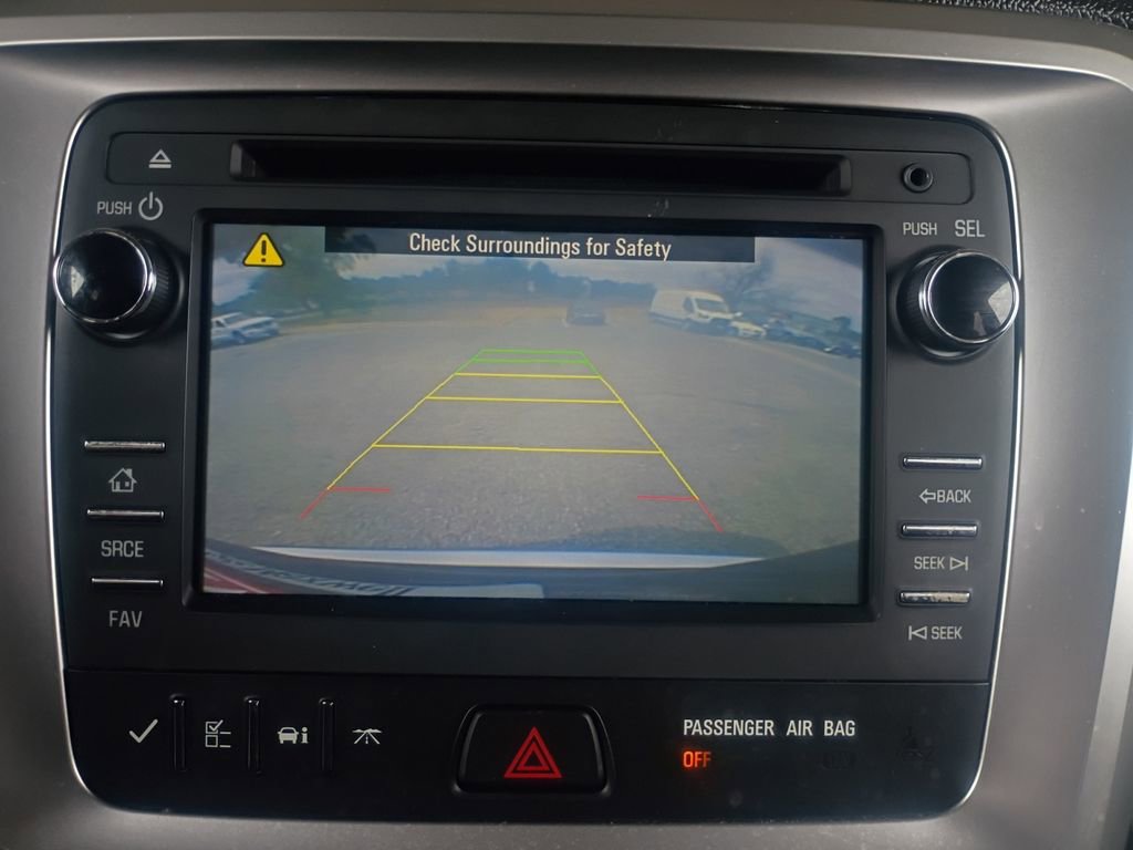 Used 2015 GMC Acadia SLE image 9