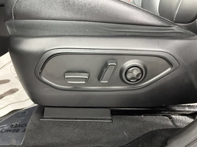 Used 2023 Jeep Grand Cherokee L Limited AWD/4WD image 34