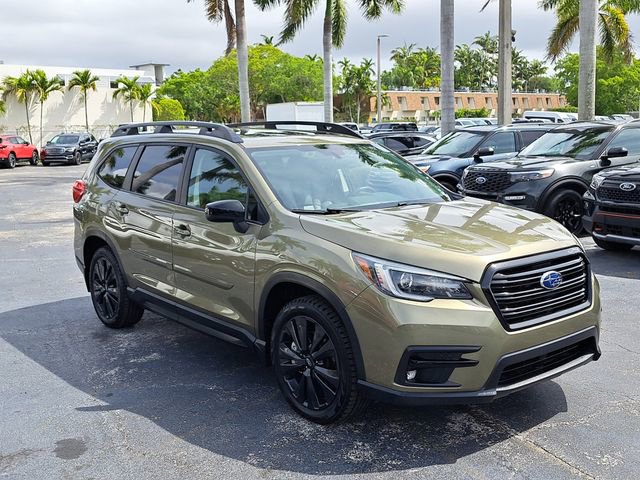 Used 2022 Subaru Ascent Onyx Edition image 2