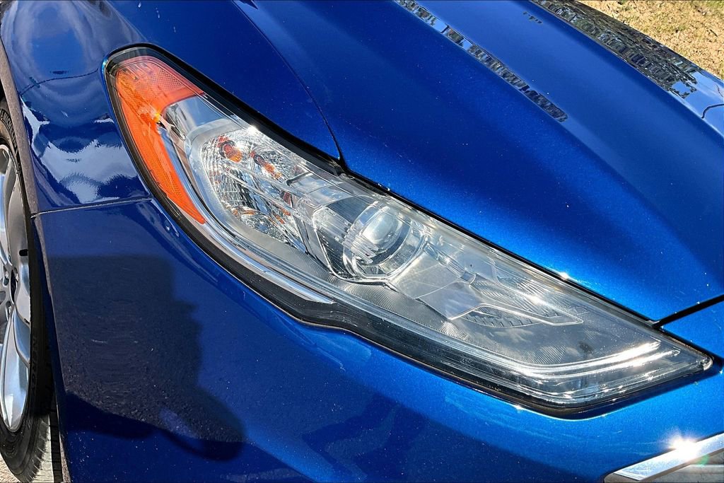 Used 2018 Ford Fusion S image 31