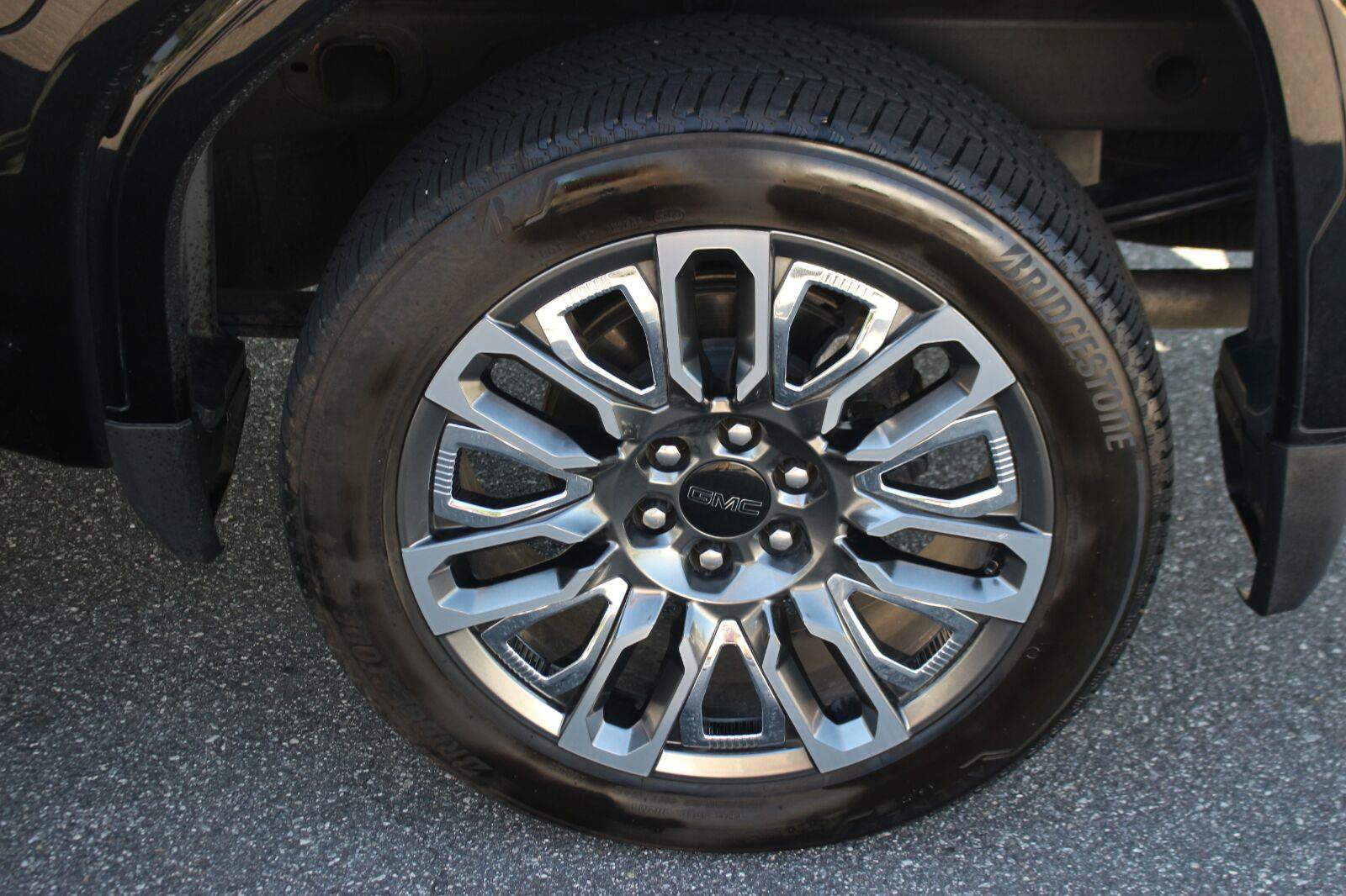 Used 2024 GMC Sierra 1500 Denali Ultimate AWD/4WD image 40
