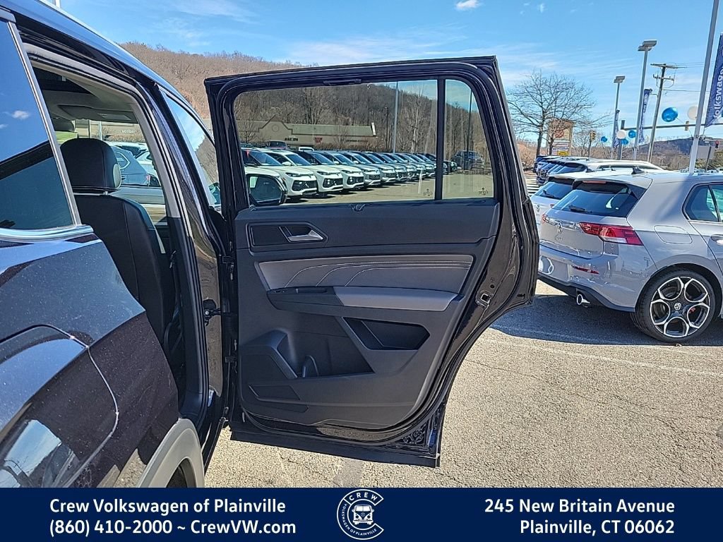 Certified 2023 Volkswagen Atlas SEL AWD/4WD image 45