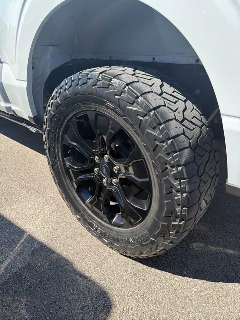 Used 2023 Ford F150 Lariat w/ Equipment Group 502A High image 9