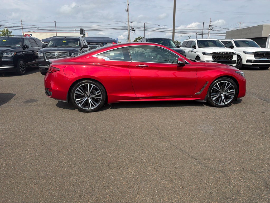Used 2022 INFINITI Q60 3.0t Luxe w/ Essential Package AWD/4WD image 7