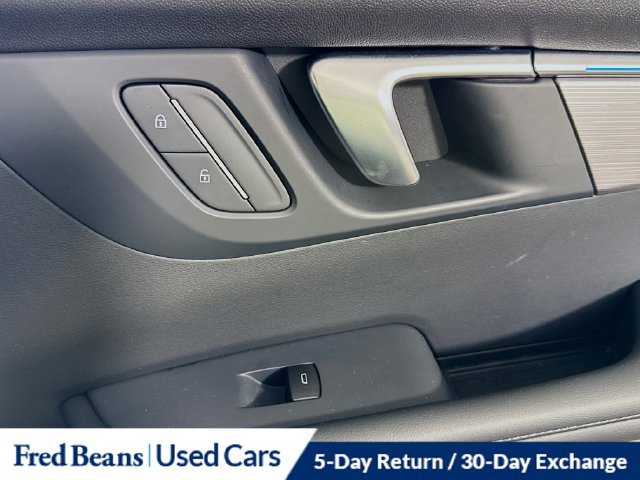 Used 2025 Buick Enclave Preferred FWD image 42