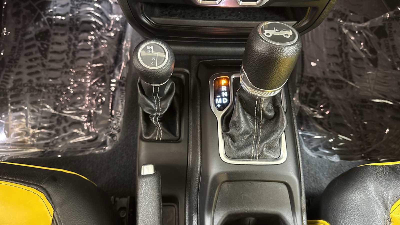 Used 2019 Jeep Wrangler Unlimited Sahara image 23