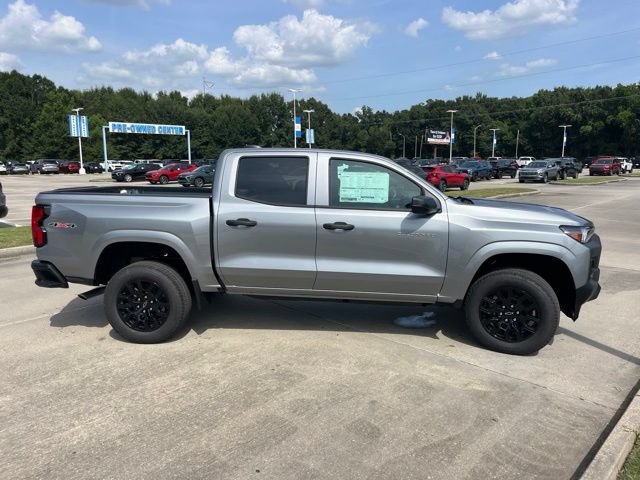 New 2026 Chevrolet Colorado W/T w/ WT Custom Package AWD/4WD image 9