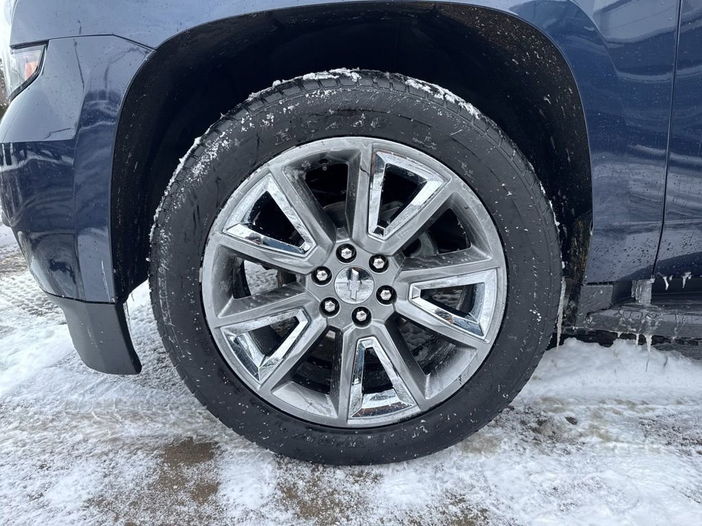 Used 2018 Chevrolet Suburban LT image 47