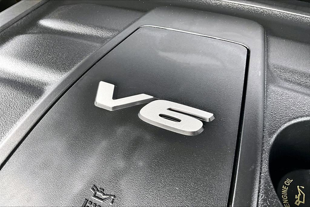 Used 2018 Jeep Grand Cherokee Overland image 30