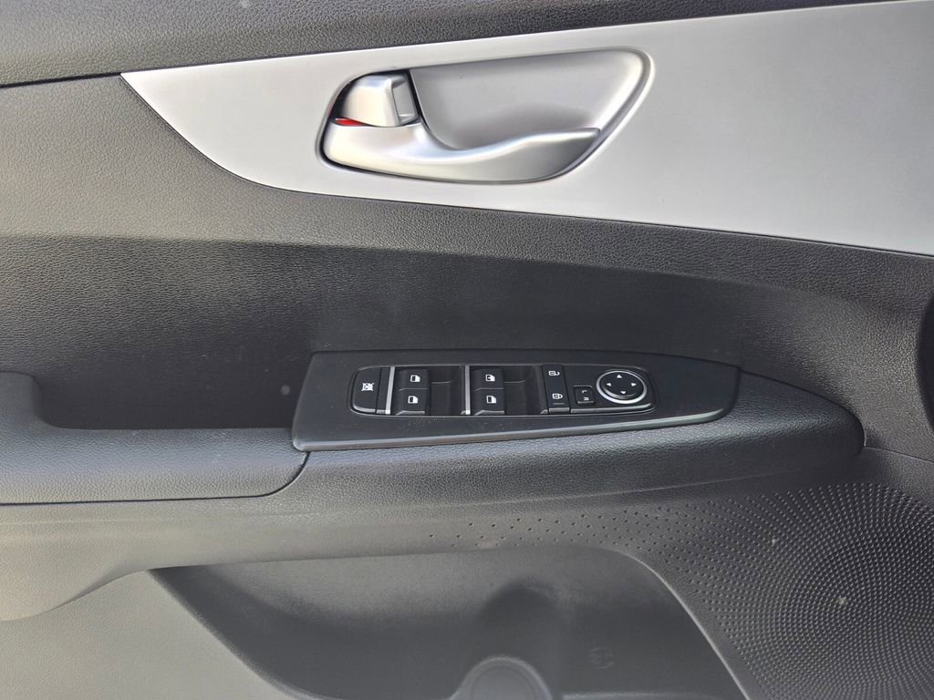 Used 2023 Kia Forte LXS FWD image 26