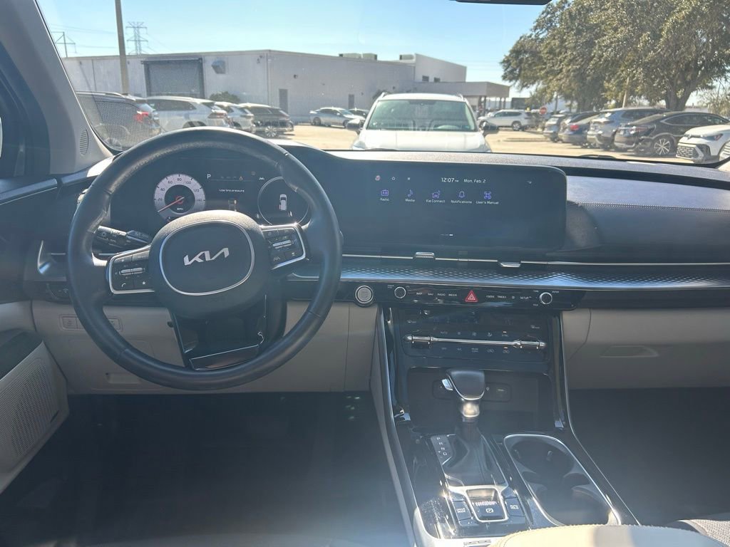 Used 2023 Kia Carnival SX Prestige image 47