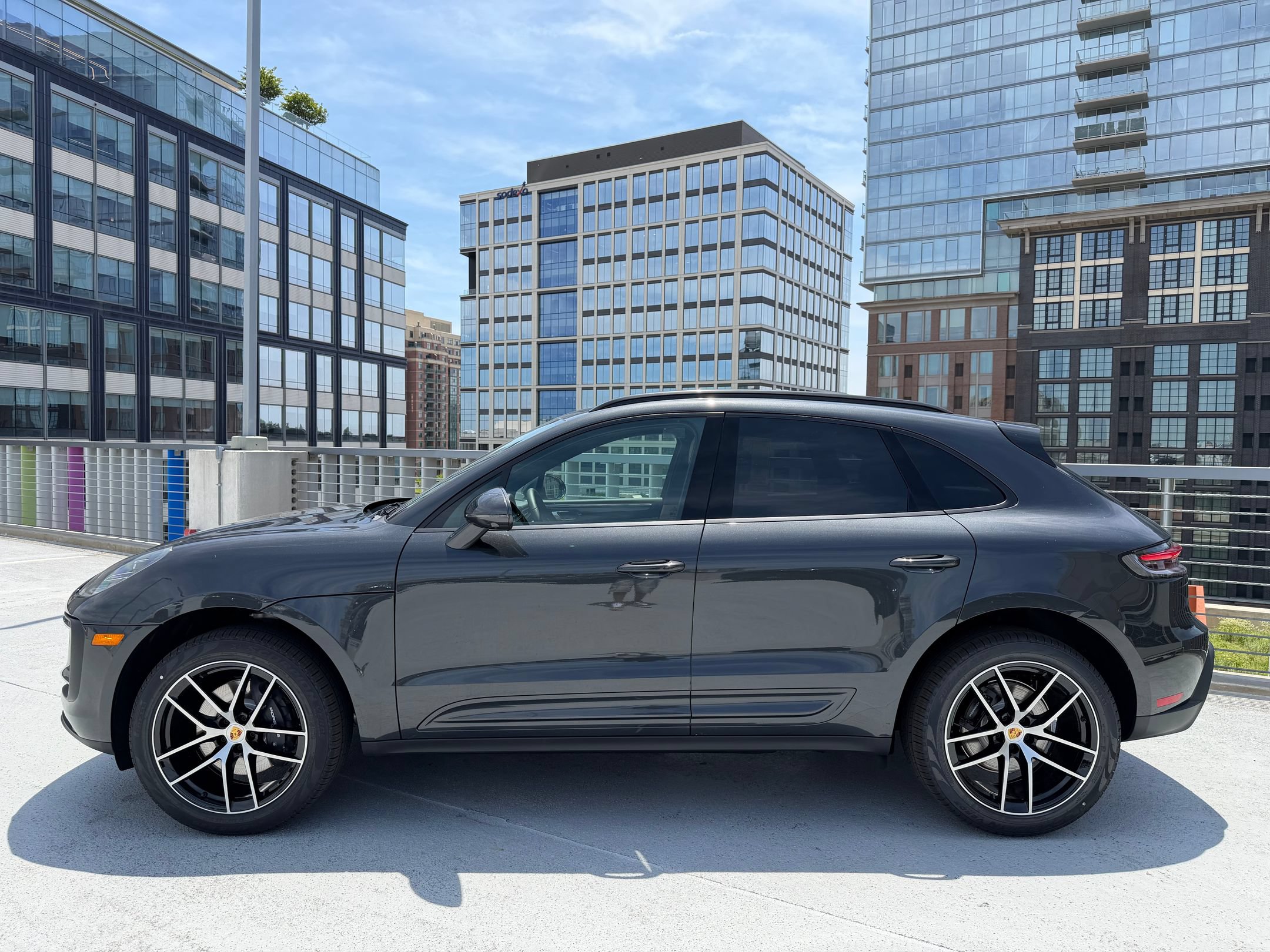 Used 2026 Porsche Macan AWD/4WD image 2