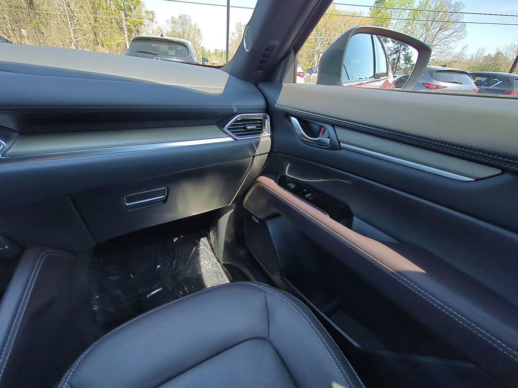 Used 2025 MAZDA CX-5 Signature image 17