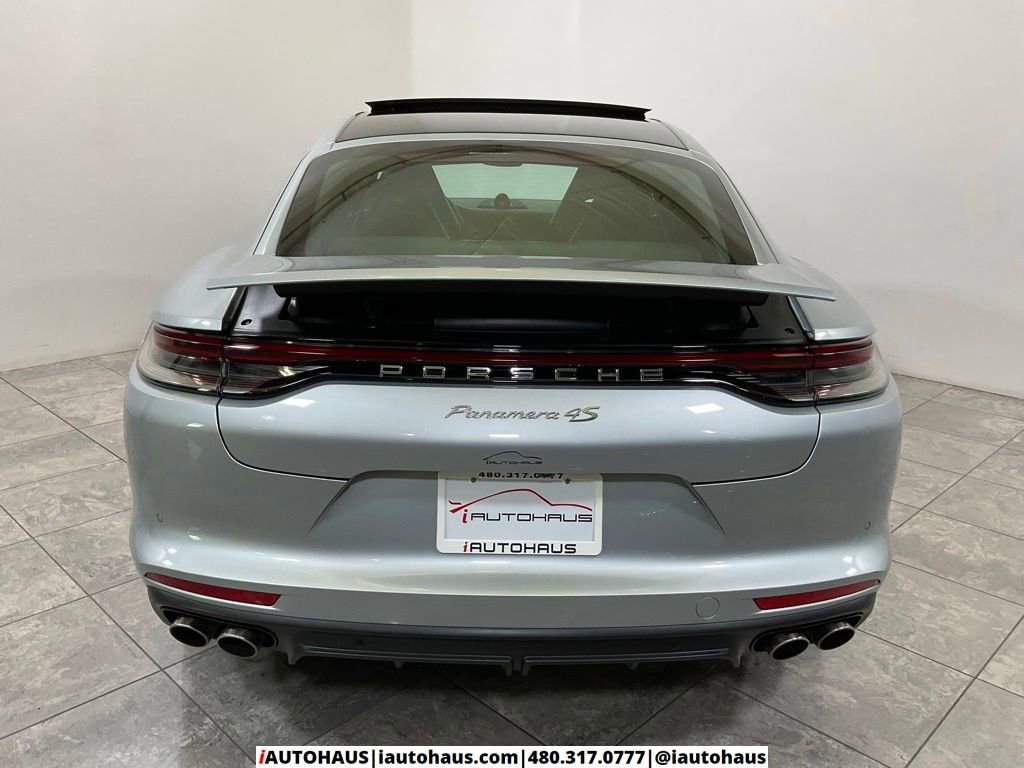 Used 2022 Porsche Panamera 4S w/ Premium Package image 6