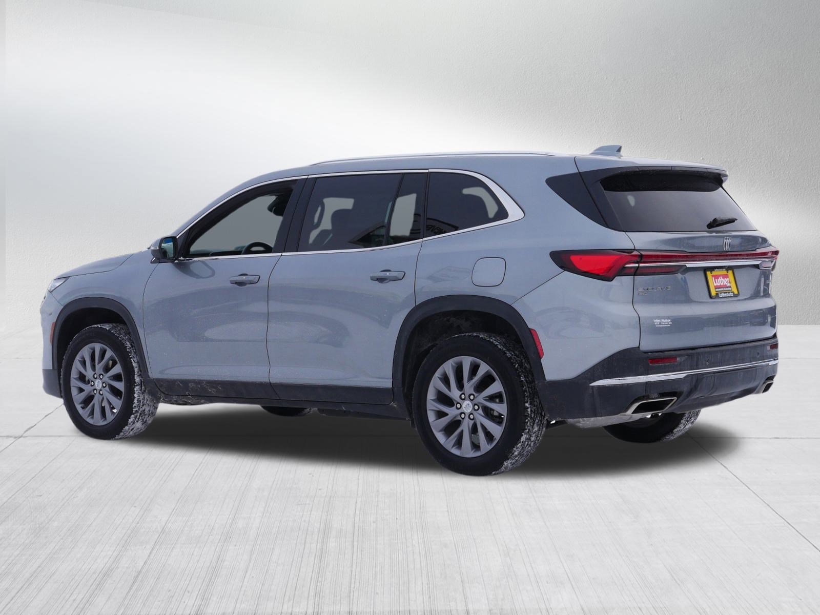 Used 2025 Buick Enclave Preferred image 5