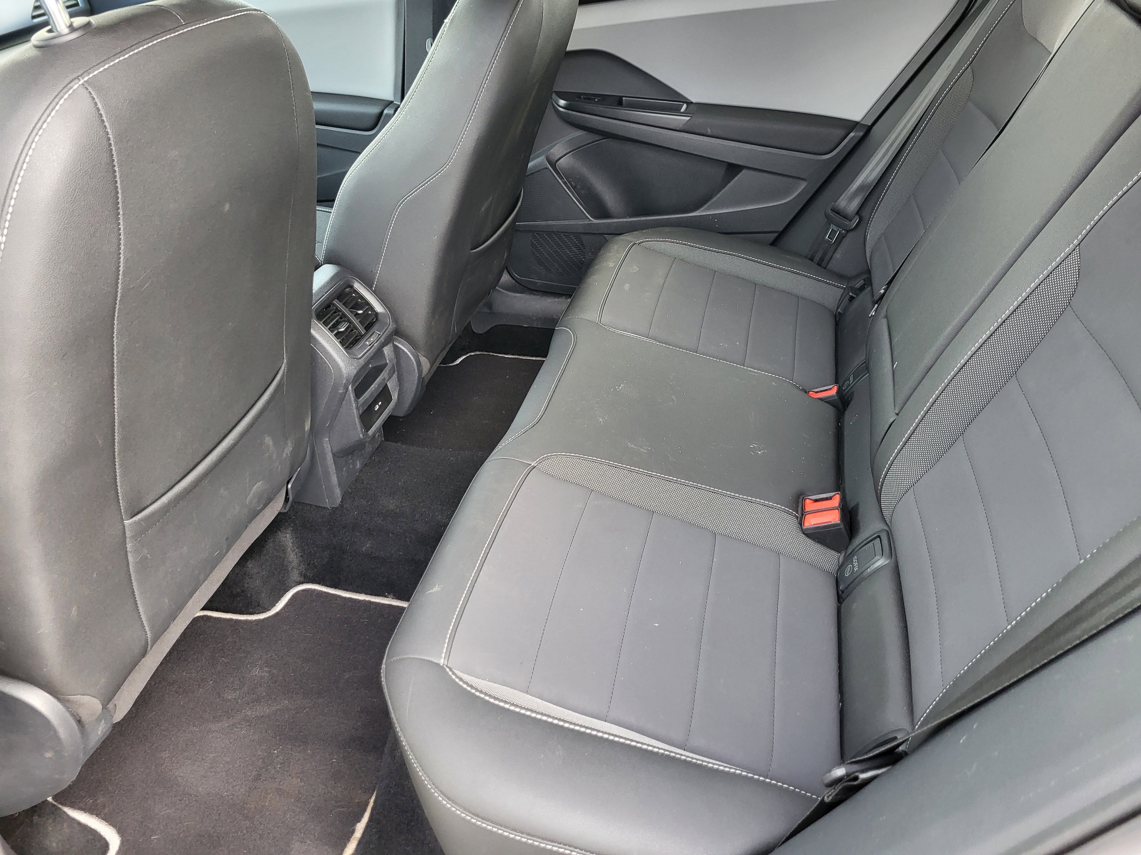 Used 2023 Volkswagen Taos SE image 19