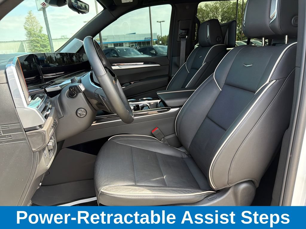 Used 2025 Cadillac Escalade Sport w/ Touring Package AWD/4WD image 10