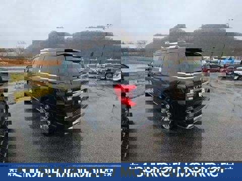 Used 2023 Ford Expedition Limited image 4