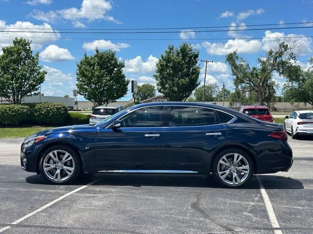 Used 2018 INFINITI Q70 L 3.7 AWD/4WD image 4