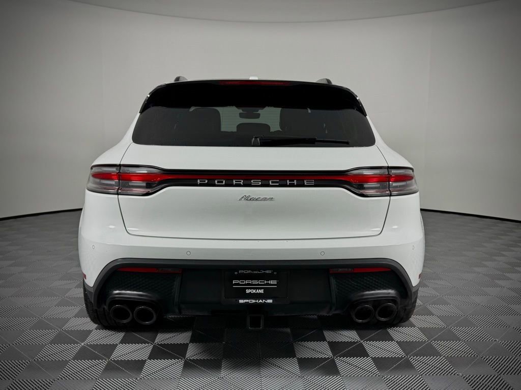 Certified 2024 Porsche Macan AWD/4WD image 8
