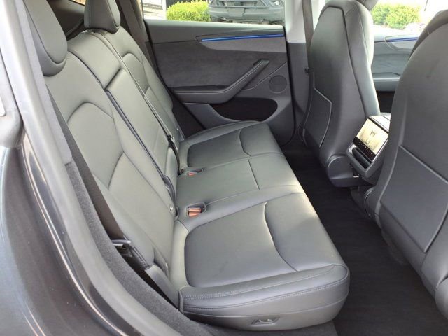 Used 2026 Tesla Model Y Long Range AWD/4WD image 20