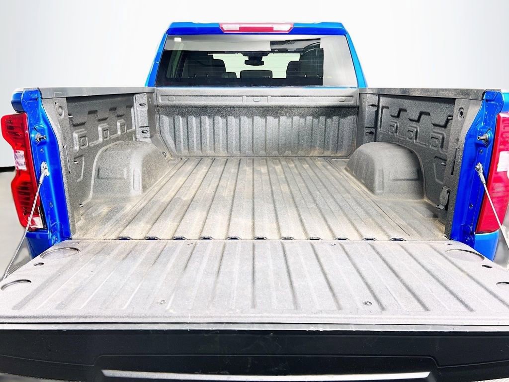 Used 2023 Chevrolet Silverado 1500 Custom image 23