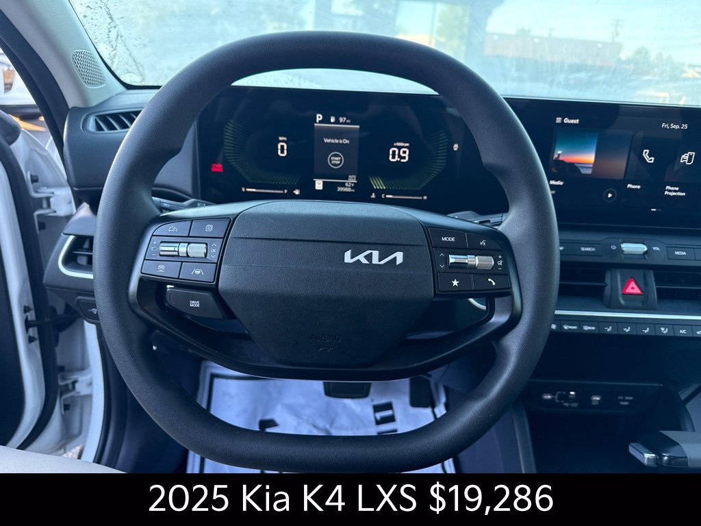 Certified 2025 Kia K4 FWD image 20