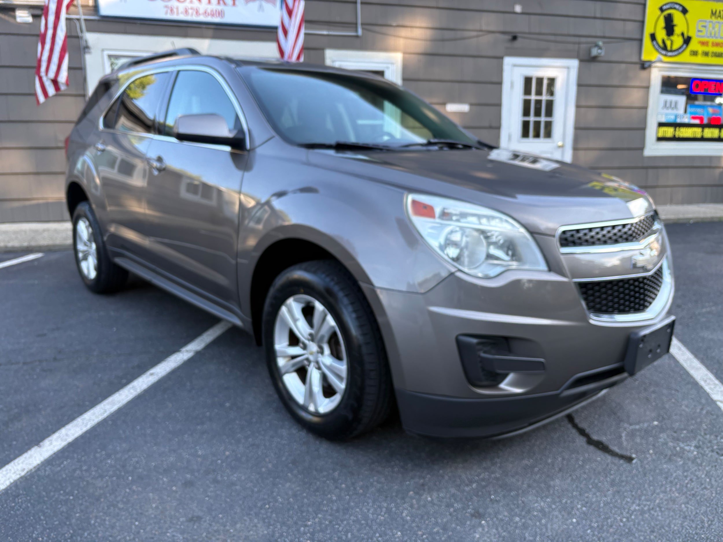 Used 2012 Chevrolet Equinox LT w/ Driver Convenience Package AWD/4WD image 3