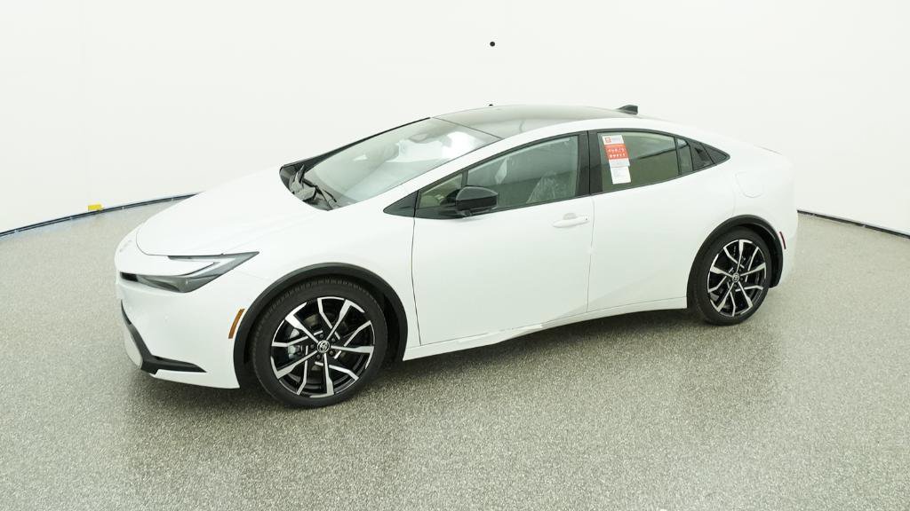 New 2026 Toyota Prius Plug-In Hybrid FWD image 11