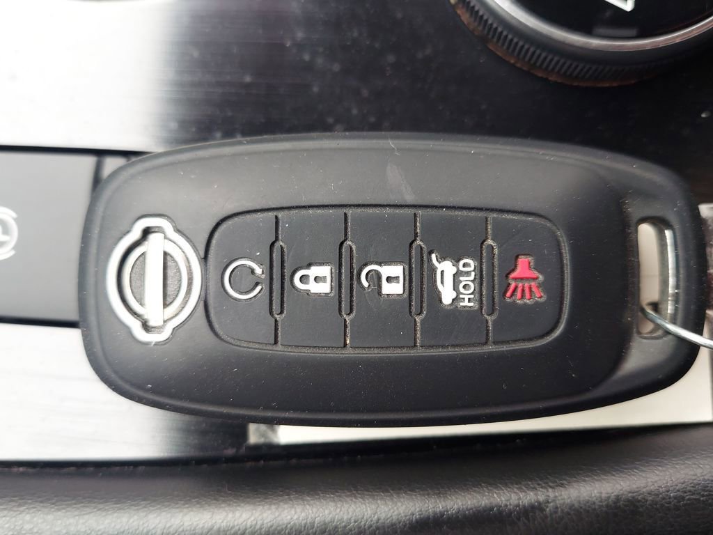 Used 2023 Nissan Rogue SL w/ SL Premium Package image 33